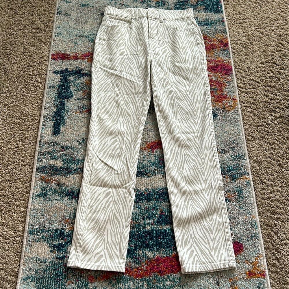 Express Super high rise 4L slim ankle tan zebra print jeans